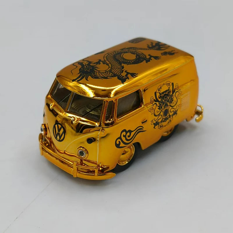 Diecast Alloy 1/64 Scale VW T1 wide-body van station Wagon/Mini Year of the Dragon Limited Edition Car Model Holiday Gifts Toys