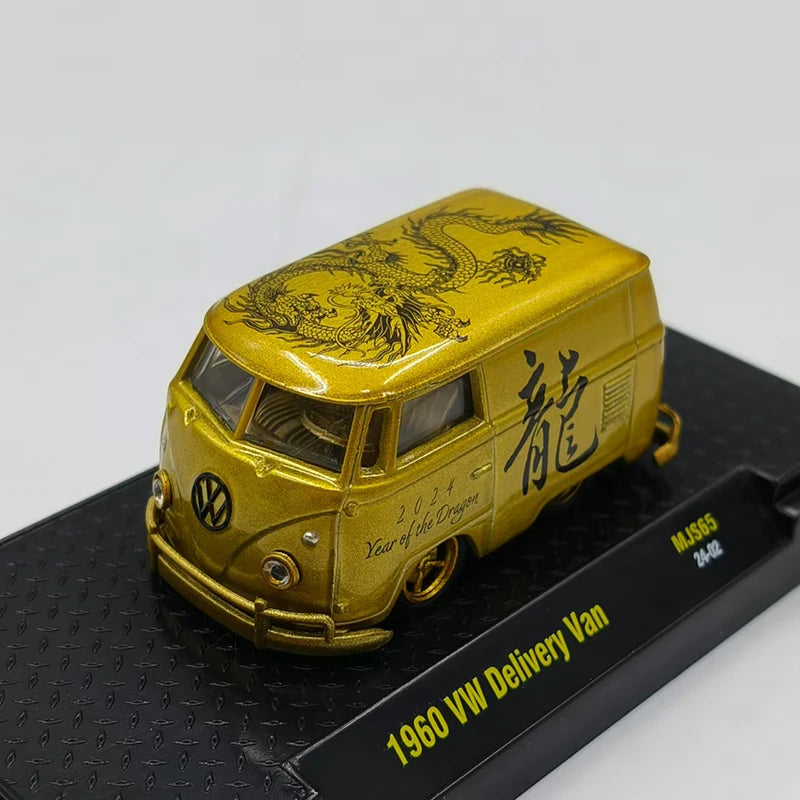Diecast Alloy 1/64 Scale VW T1 wide-body van station Wagon/Mini Year of the Dragon Limited Edition Car Model Holiday Gifts Toys